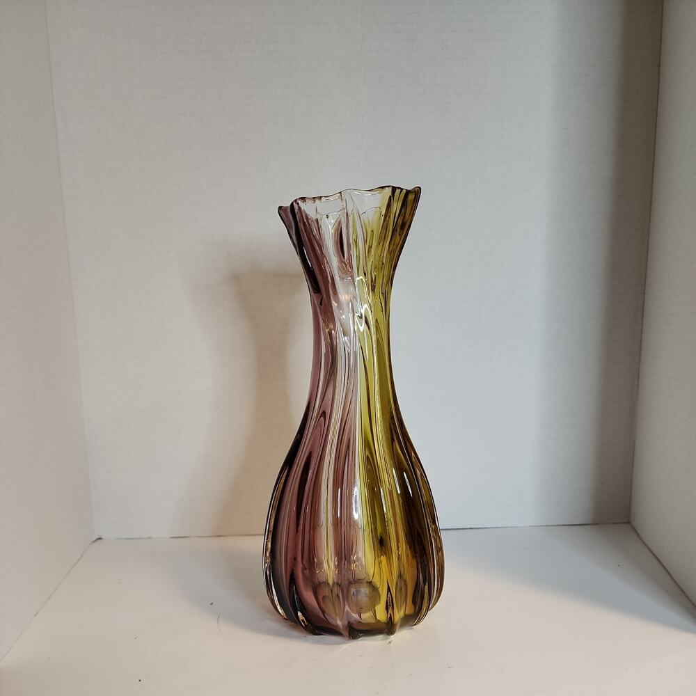 MARGIES GARDEN Hand Blown Art Glass 10" Tall Swirl Purple & Amber Vase USA